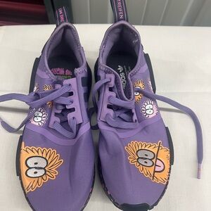 Adidas  girls Purple Graphic Sneakers 4.5